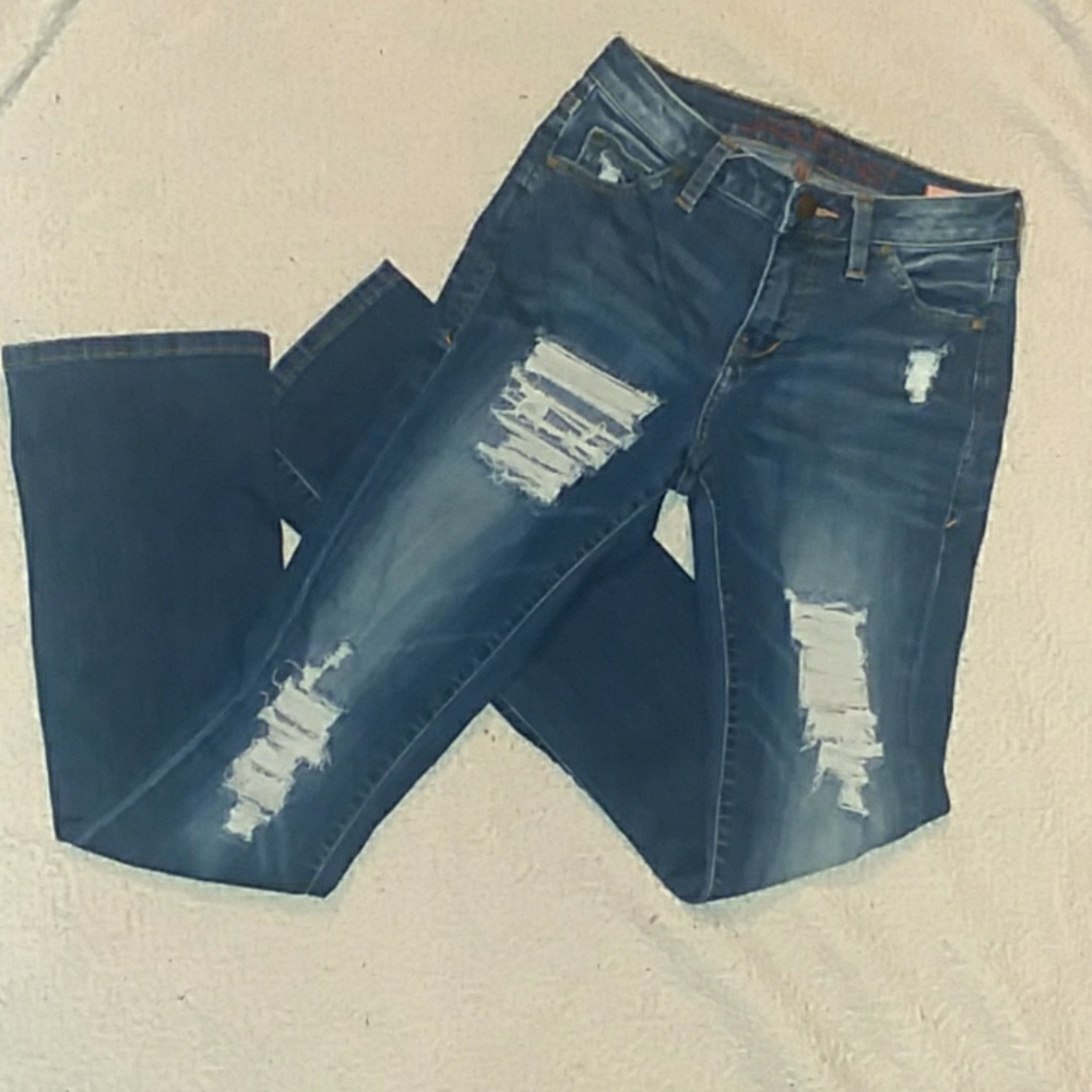 Bootleg distressed jeans! :)